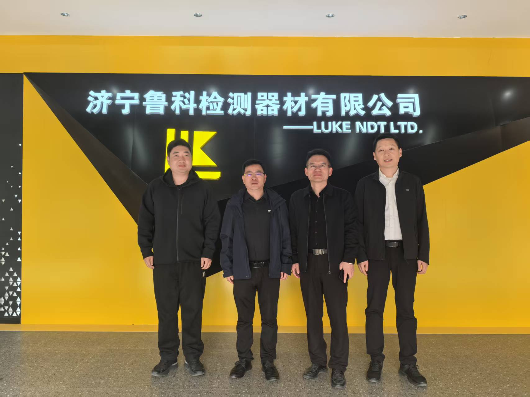 歡迎河南省鍋爐壓力容器檢驗(yàn)技術(shù)科學(xué)研究院洛陽(yáng)分院領(lǐng)導(dǎo)一行蒞臨濟(jì)寧魯科交流指導(dǎo)！